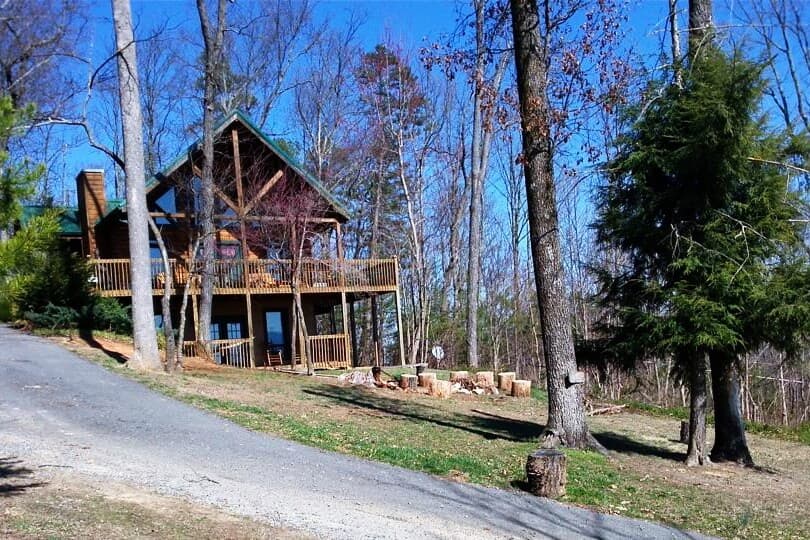 Cheap Places to Eat Near Dollywood: Your Budget-Friendly Guide