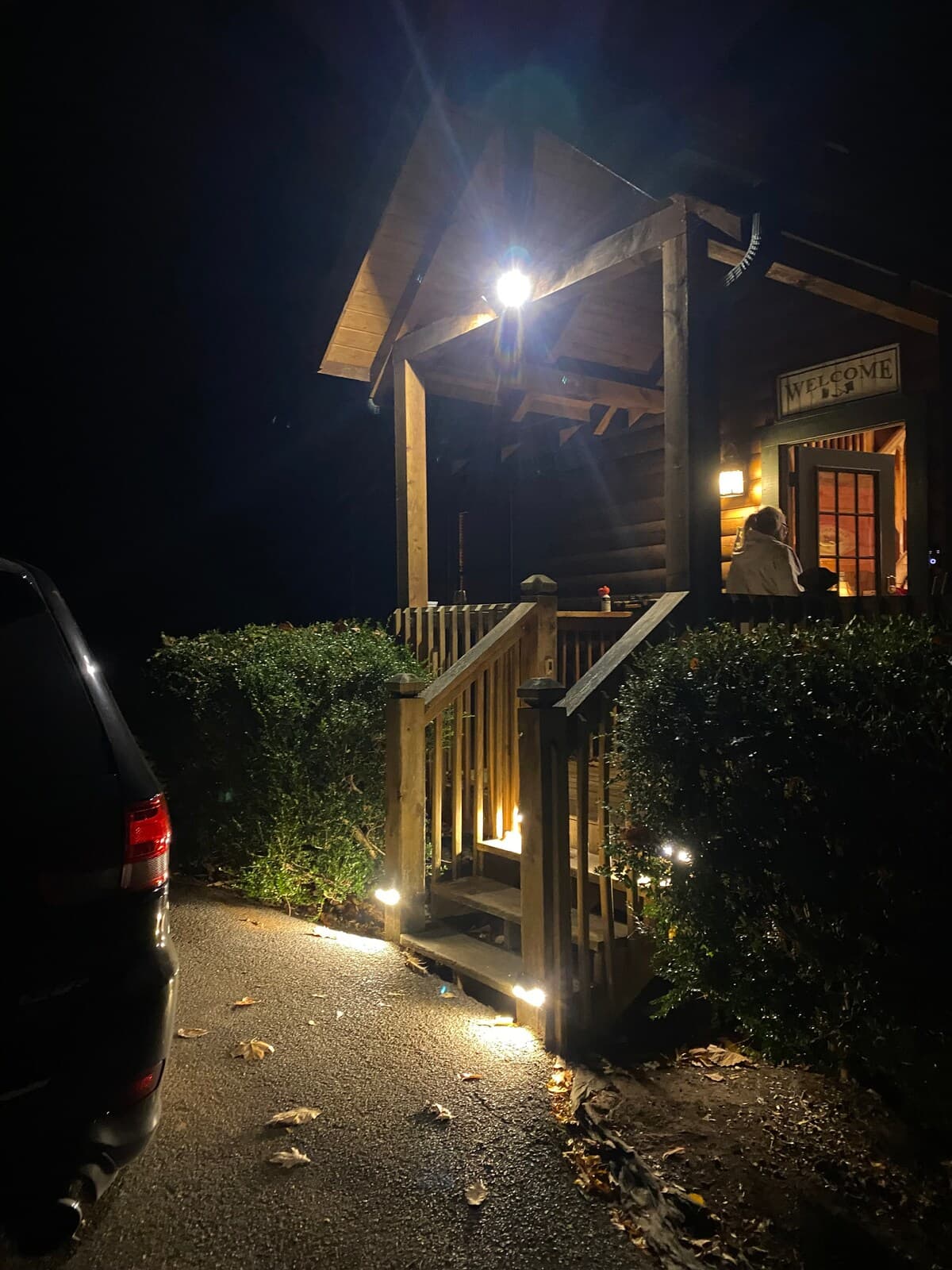 Cabin room details and rustic decor